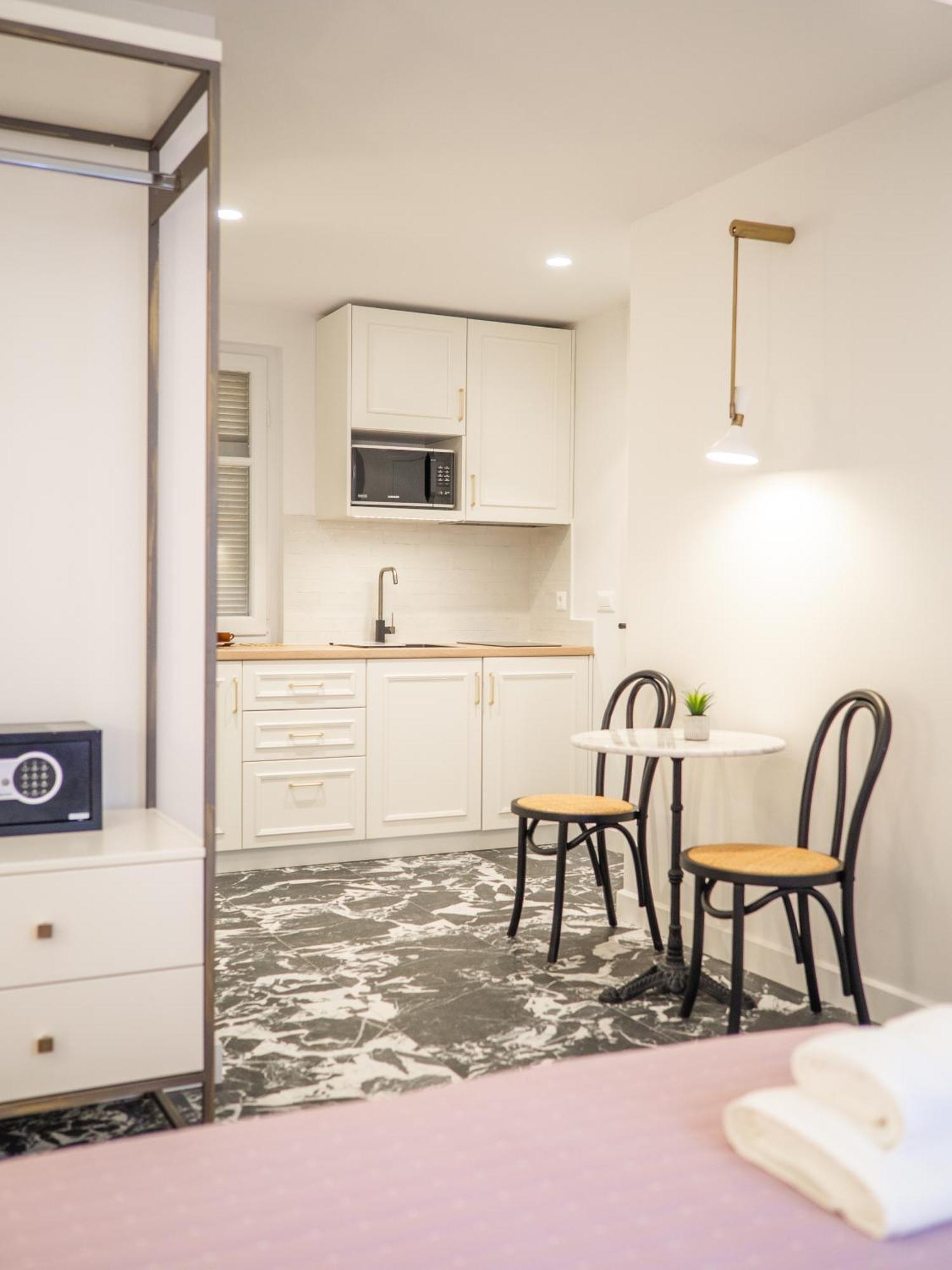 Muses Luxury Suites Corfu  Esterno foto