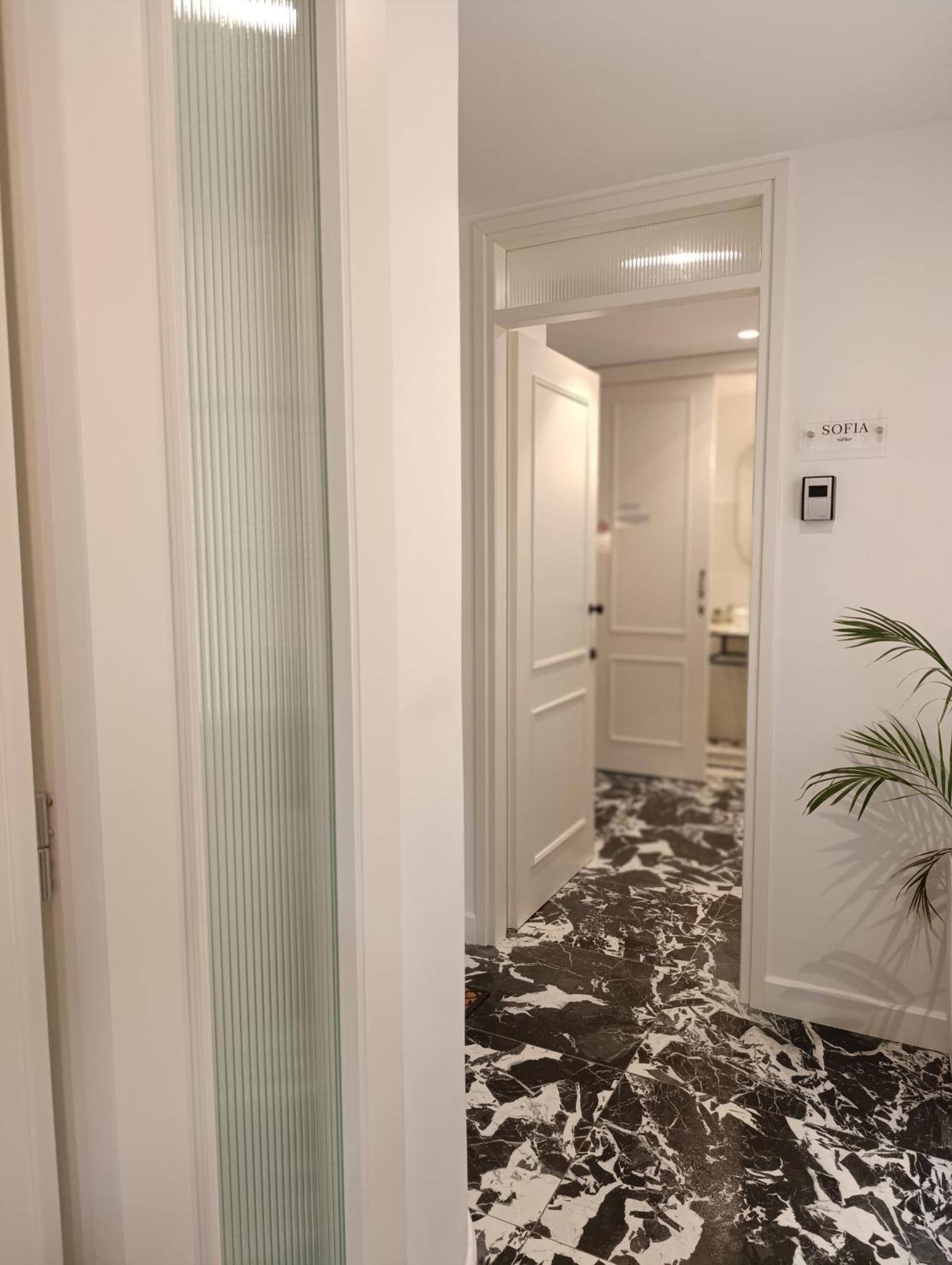 Muses Luxury Suites Corfu  Esterno foto